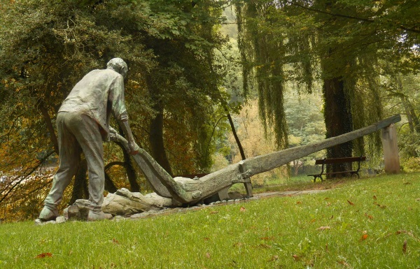 You are currently viewing Le Défrichement, du sculpteur Henri Bouchard